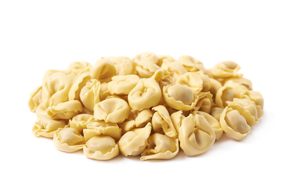 Куча изолированных равиоли
