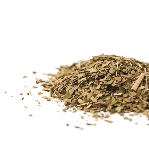 Montón de té mate seco aislado — Foto de Stock