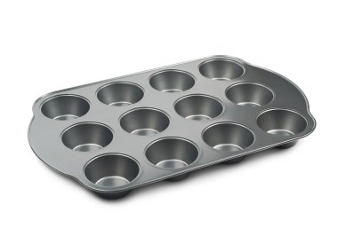 Metal muffin pan izole