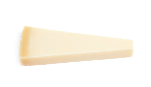 Pedazo de queso parmesano aislado — Foto de Stock