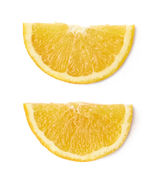 Rebanada de una fruta de naranja aislada —  Fotos de Stock