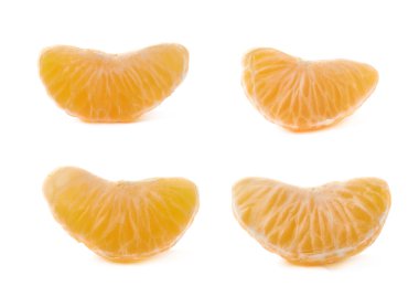 İzole tek mandalina dilimi