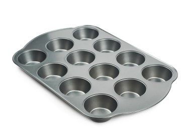 Metal muffin pan izole