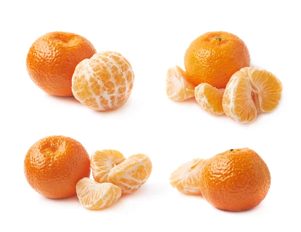 Mandarine entière à côté de tranches pelées — Photo