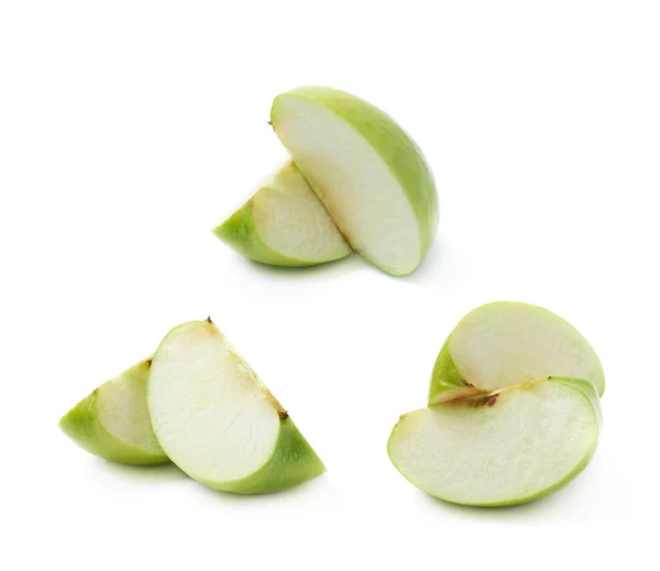 Dva plátky jablek, samostatný — Stock fotografie