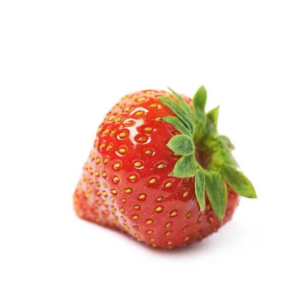 Pojedynczy dojrzałe truskawki czerwony na białym tle — Zdjęcie stockowe