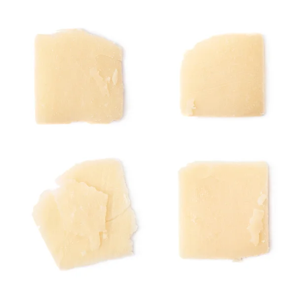 Flocos de queijo parmesão isolados — Fotografia de Stock