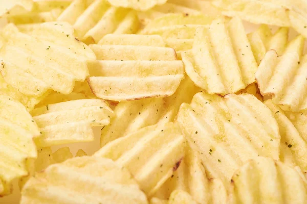Ytan täcks med potatischips — Stockfoto