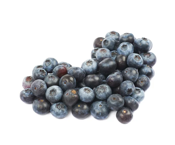 Heart shape made of bilberries isolated — Stock Photo, Image