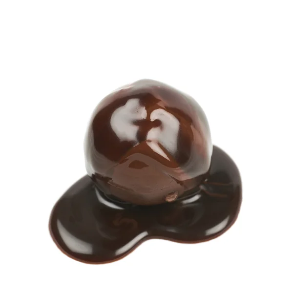 Chocolate bola caramelo aislado — Foto de Stock