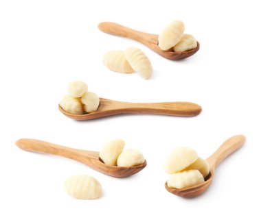 Kaşık izole gnocchi tam