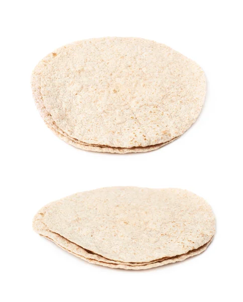 Stapel van tarwe-tortillas geïsoleerd — Stockfoto