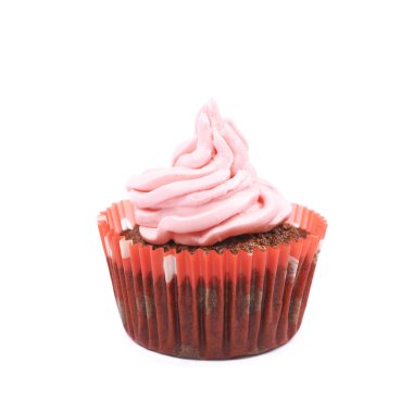 Çikolata muffin pembe krema izole ile