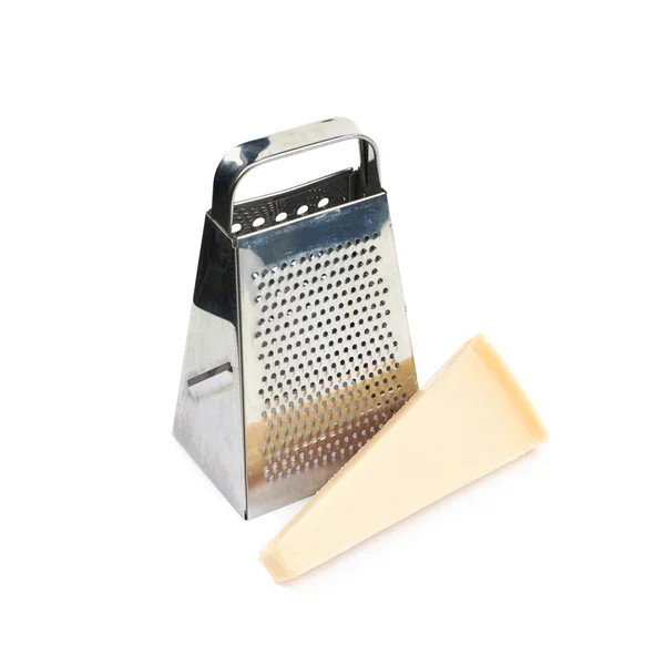 Rallador y queso parmesano aislados —  Fotos de Stock