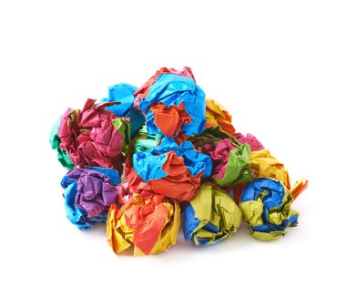 Renkli ufalanmış kağıt topları yığını