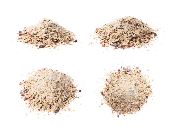 Pile of oatmeal groats isolated — Stock Photo, Image