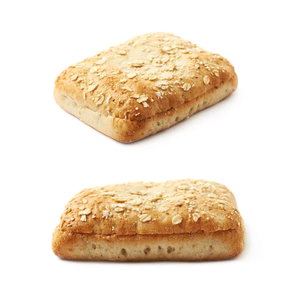 Одинарний шматок хлібної булочки ізольовано — стокове фото
