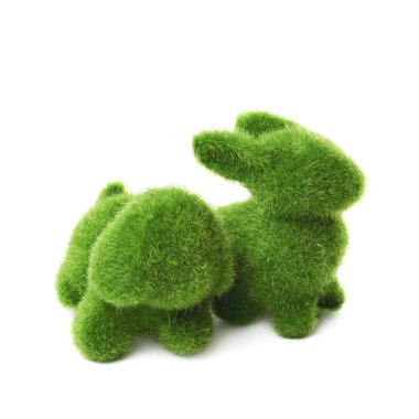 Yeşil oyuncak hayvanlar izole