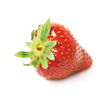 Tek olgun kırmızı çilek izole