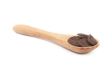 Çikolata parçaları ile dolu kaşık