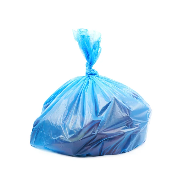 Bolsa de basura de plástico azul aislada — Foto de Stock