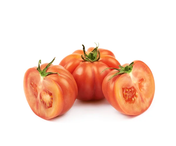 Tomate bovino vermelho maduro isolado — Fotografia de Stock