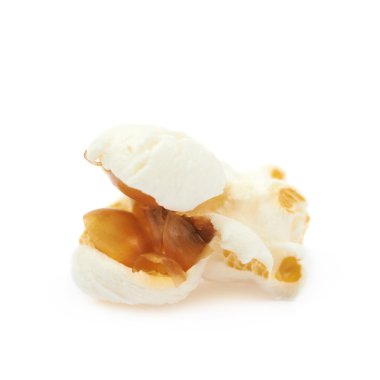 Patlamış mısır pul izole