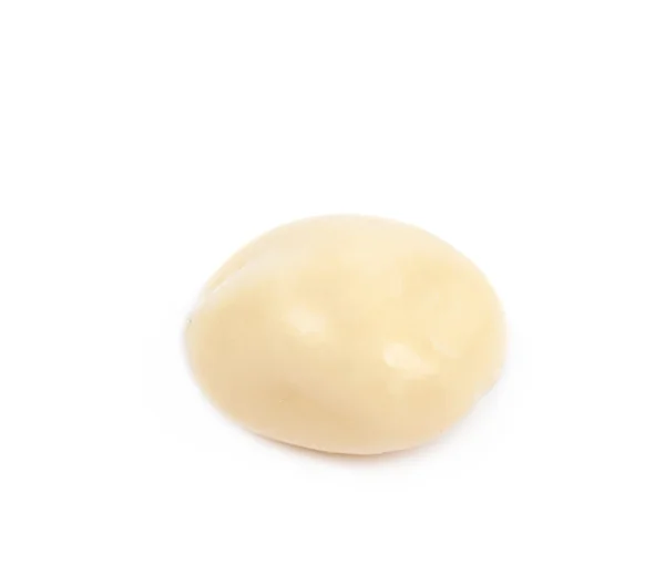Белый шоколадный шарик изолирован — стоковое фото