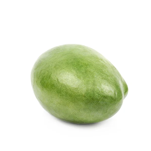 Dojrzałe mango zielone owoce na białym tle — Zdjęcie stockowe