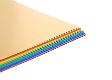 Renkli A4 yaprak yığını