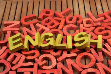 Word İngilizce harflerin yapılan