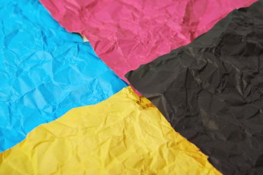 Kağıt sayfalarının dört Cmyk renkli