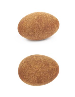 Çikolata kaplı badem fındık izole