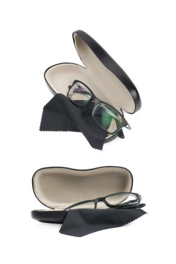 Siyah deri çanta için izole gözlük