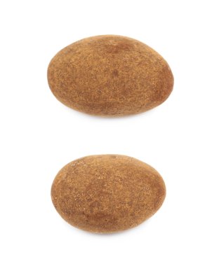 Çikolata kaplı badem fındık izole