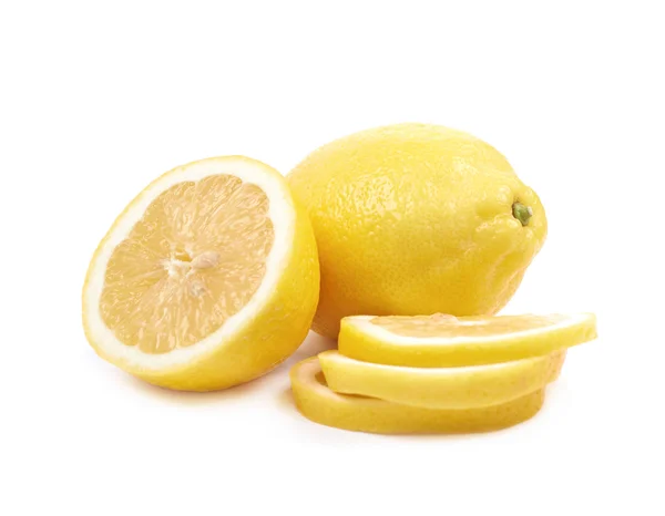 Na białym tle owoc plasterki cytryny — Zdjęcie stockowe