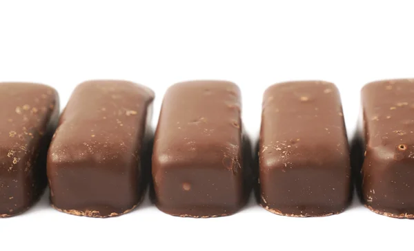 Chocolate recubierto barra de caramelo aislado — Foto de Stock