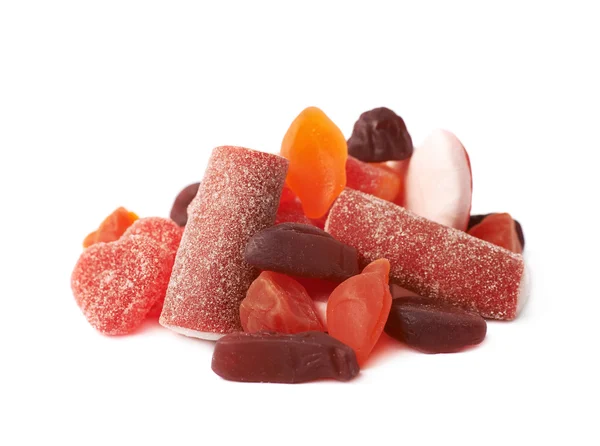 Hromadu červené bonbony, samostatný — Stock fotografie
