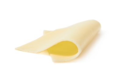 Bükülmüş dilim peynir izole