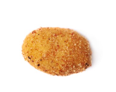 Baharatlı lezzet gevrek fındık izole