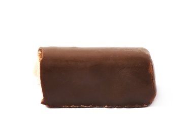 Çikolata kaplı badem ezmesi şeker