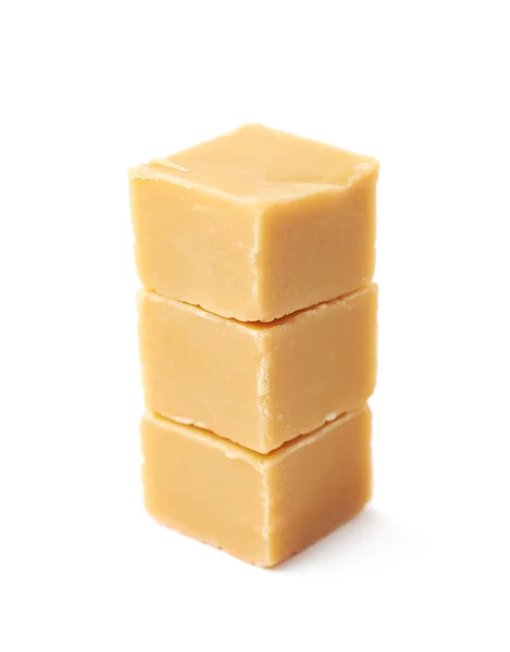 Cubo de toffee manteiga de amêndoa isolado — Fotografia de Stock