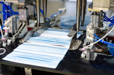 Tıbbi yüz maskesi yapma makinesi. Maske Üretim Hattı