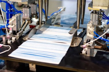 Tıbbi yüz maskesi yapma makinesi. Maske Üretim Hattı