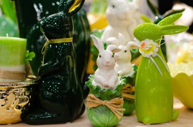 Seramik Paskalya Dekorasyonları Tavşan Figürleri