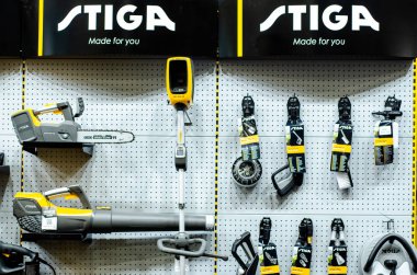 Kyiv, Ukrayna - 18 Mayıs 2021: STIGA bahçe ekipmanları