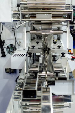 Otomatik vakumlu mühürlü paketleme hattı