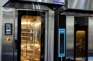 Kyiv, Ukrayna - Haziran 04, 2021: ALTUNTOP Fırın Ekipmanı