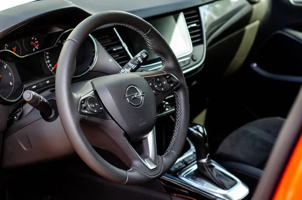 Kiev Oekraïne Jun 2021 Opel Crossland Autointerieur — Stockfoto