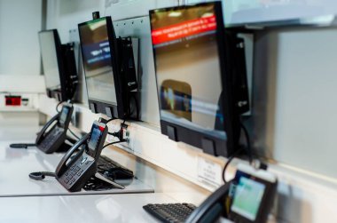 Acil çağrı merkezi. İletişim hizmeti ve acil aramalar